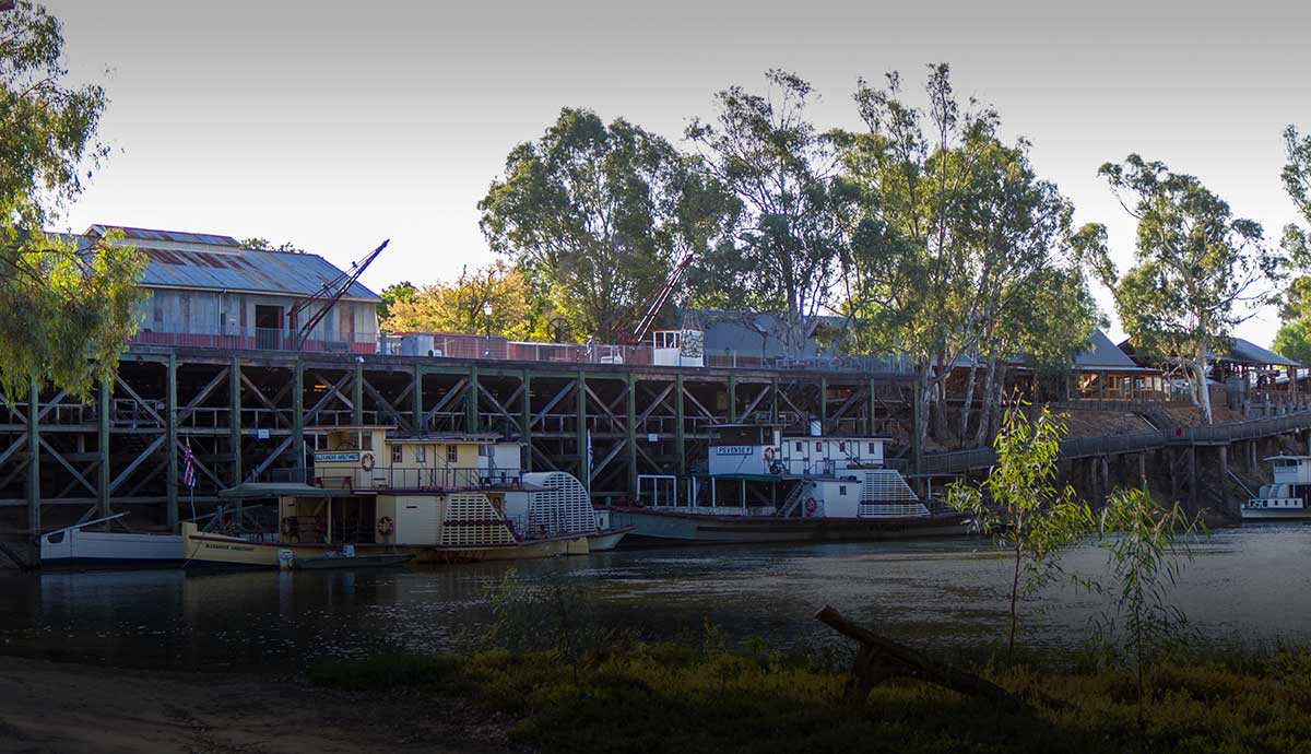 Historic wharf at Echuca Aquatic Reserve with paddle steamers